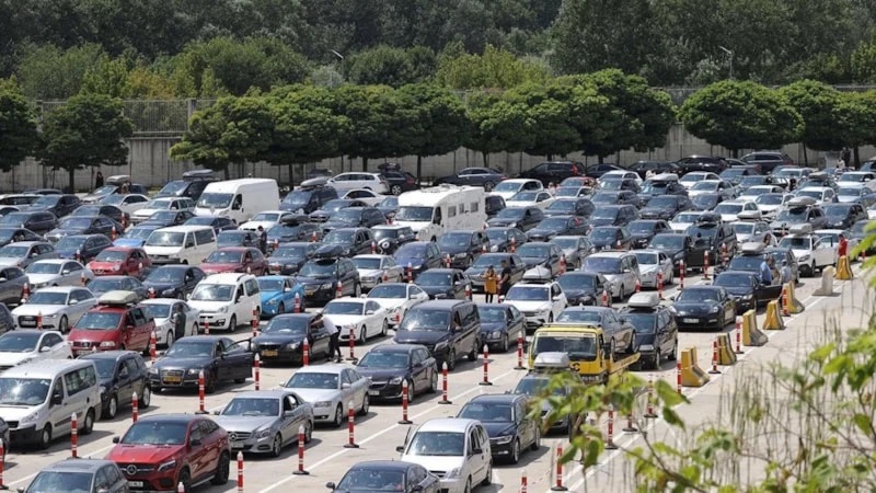 Yunanistan'da kriz! Sınır kapıları kapandı