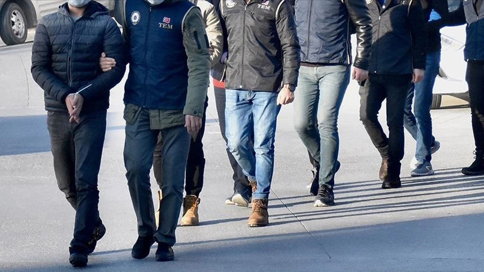 9 ilde vergi kaçakçılığı operasyonu: 6 şirkete el konuldu, 10 şirkete kayyum atandı