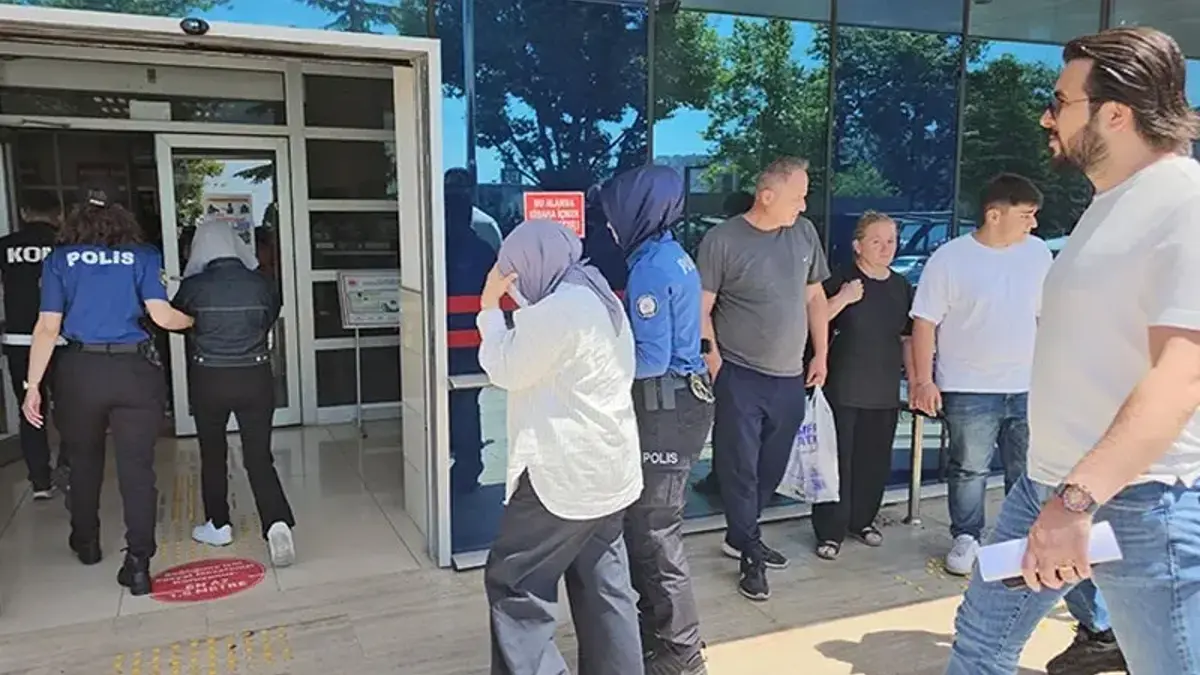 Rüşvet alıp kürtaj yapan doktora operasyon; 11’i kadın 20 gözaltı