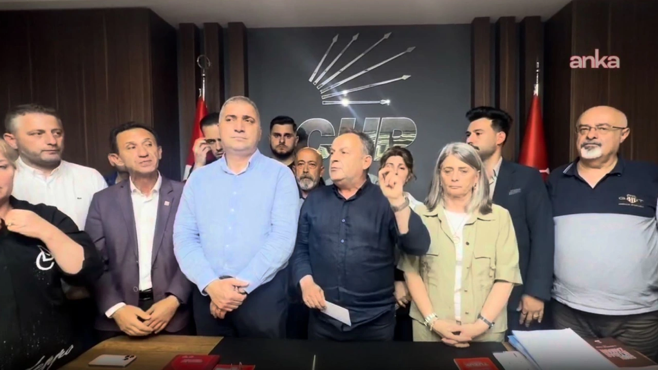 Butlan görevden almıştı! CHP Trabzon İl Başkanı'ndan açıklama: Bizim için onurudur