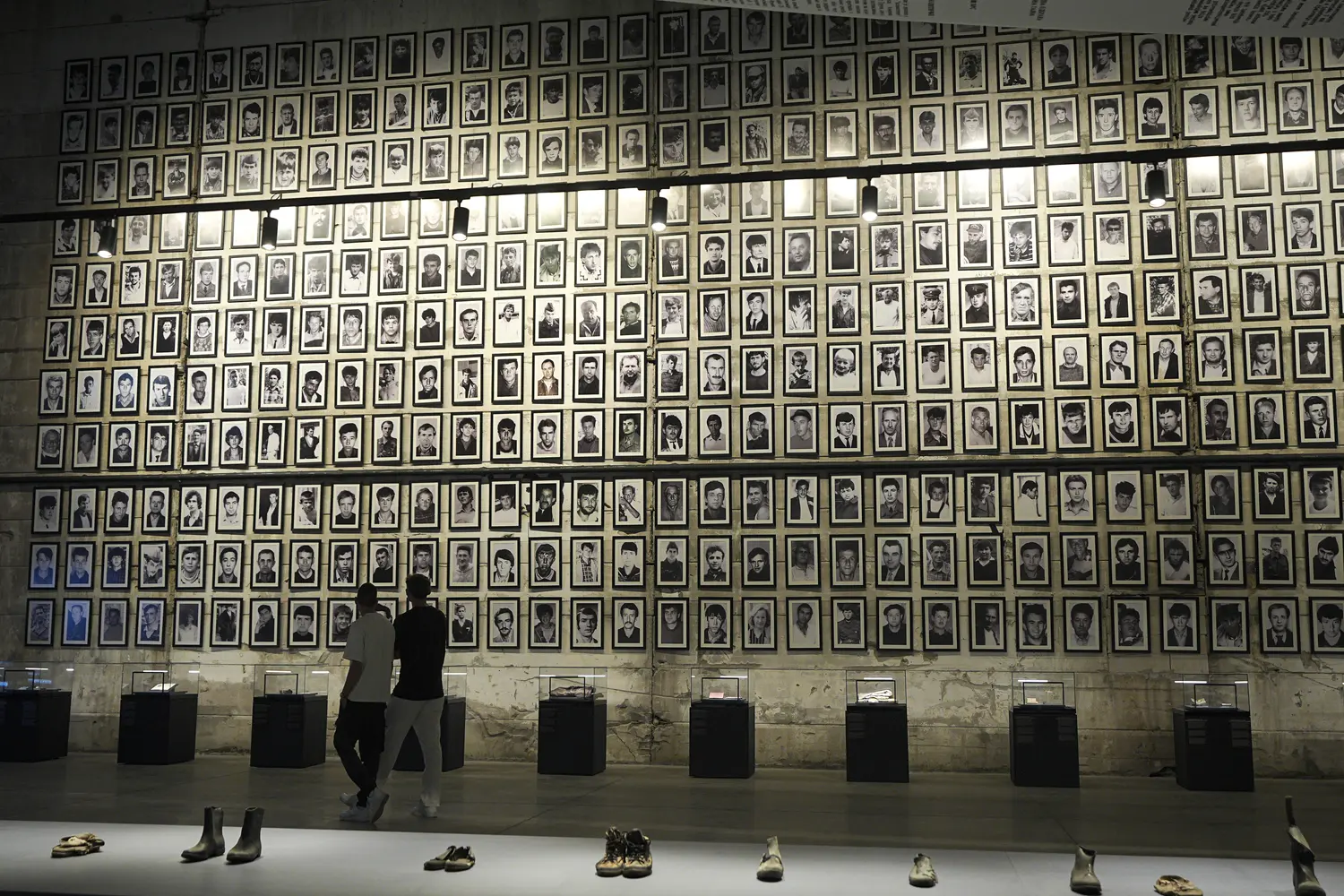 Türkiye'nin desteğiyle Srebrenitsa'da kurulan müze, soykırımın tanıklığını yaşatıyor