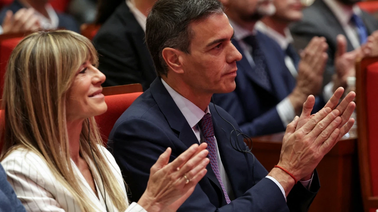Pasaportuna el konulmuştu: First Lady Ankara için harekete geçti