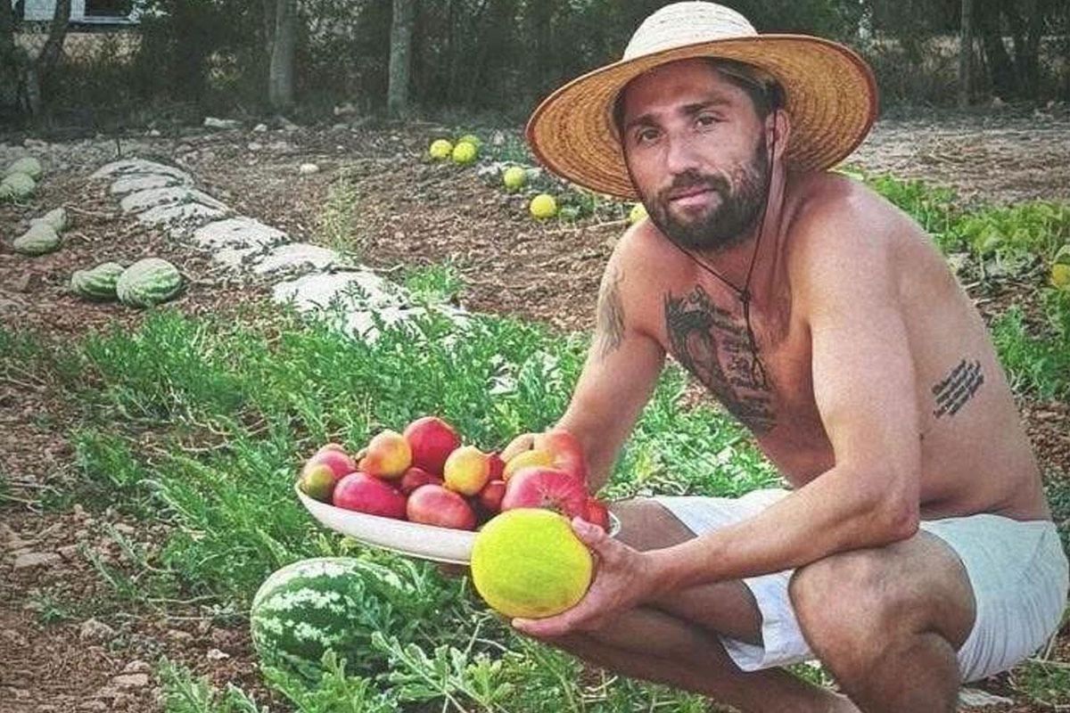 7 ay içinde kardeşi ve babasını kaybetti! Milyon Euro'ları bırakıp kendini çiftçiliğe verdi