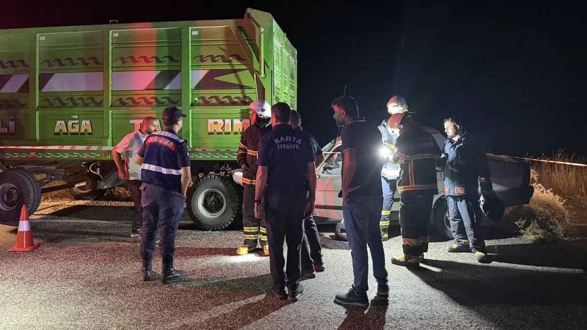 Adıyaman’da traktörle çarpışan otomobildeki yolcu hayatını kaybetti
