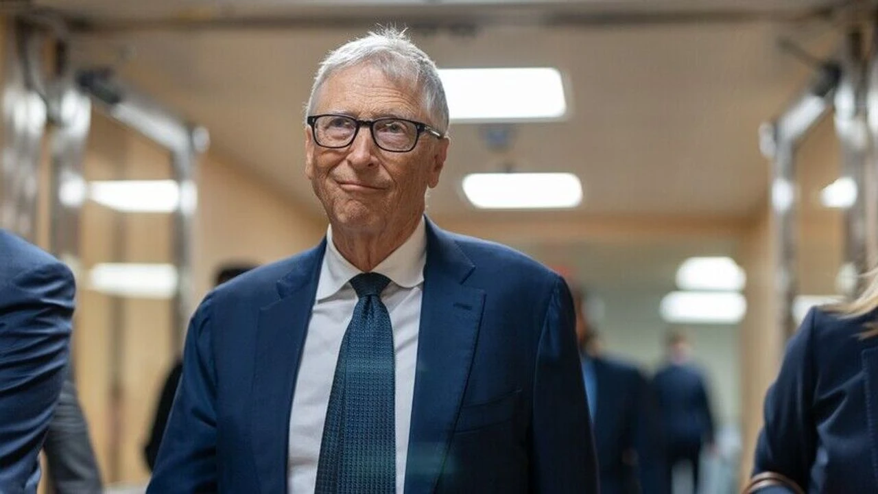 Bill Gates'ten Epstein itirafı! "Mağdurların yanında bulunmuş olabilirim"