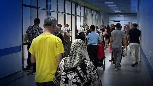 Tekirdağ'da düğün kabusa döndü: Tavuklu pilavdan zehirlenen 25 kişi hastaneye kaldırıldı