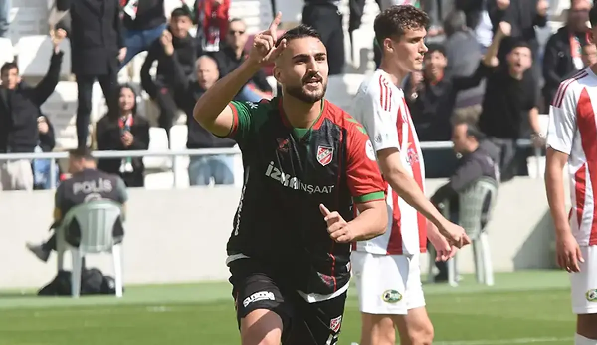 Karşıyaka'da Ömer Faruk beklentisi