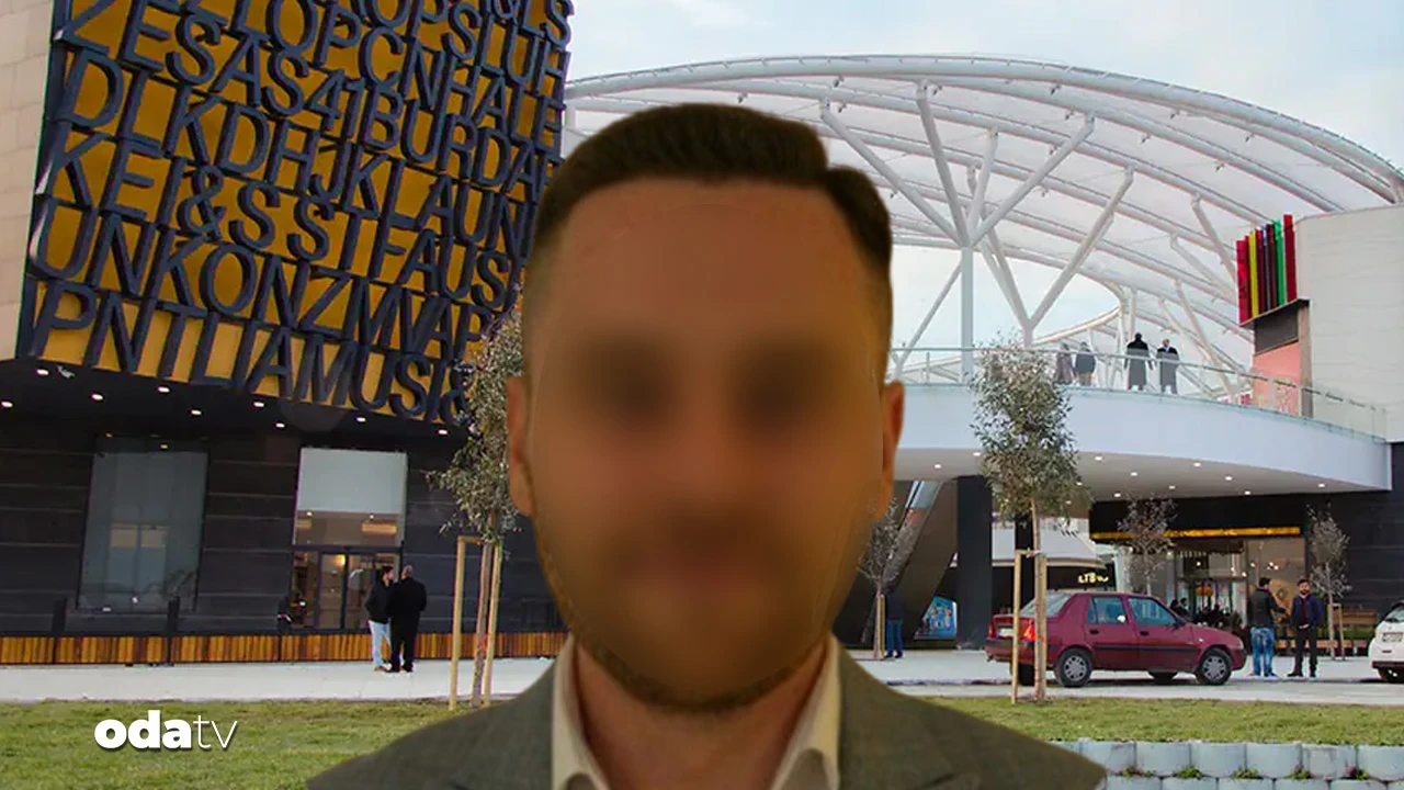 AVM'de akıl almaz taciz: Kabinin altından telefonunu uzattı... Mağdur kadın Odatv'ye anlattı