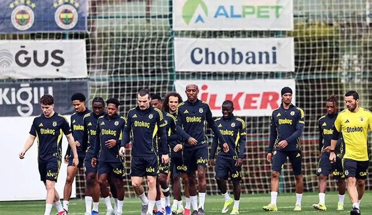 Fenerbahçe'nin Avusturya kampında oynayacağı hazırlık maçları belli oldu!