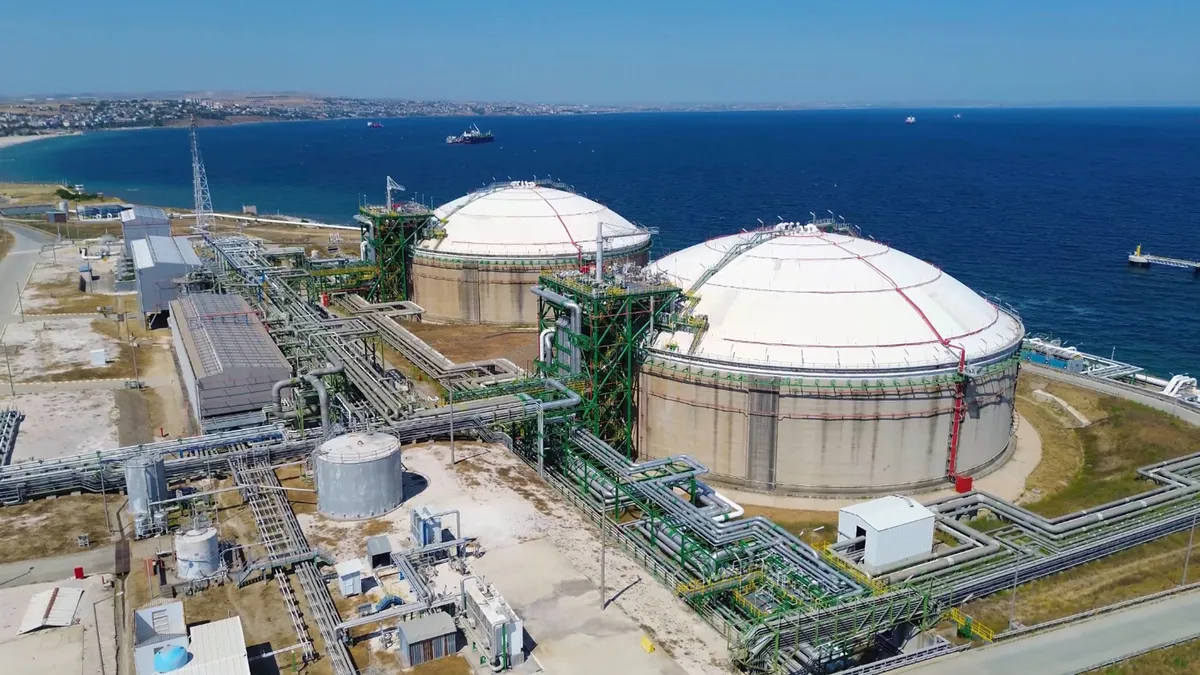 Marmaraereğlisi LNG Terminali'nin kapasitesi 415 bin metreküpe çıkıyor