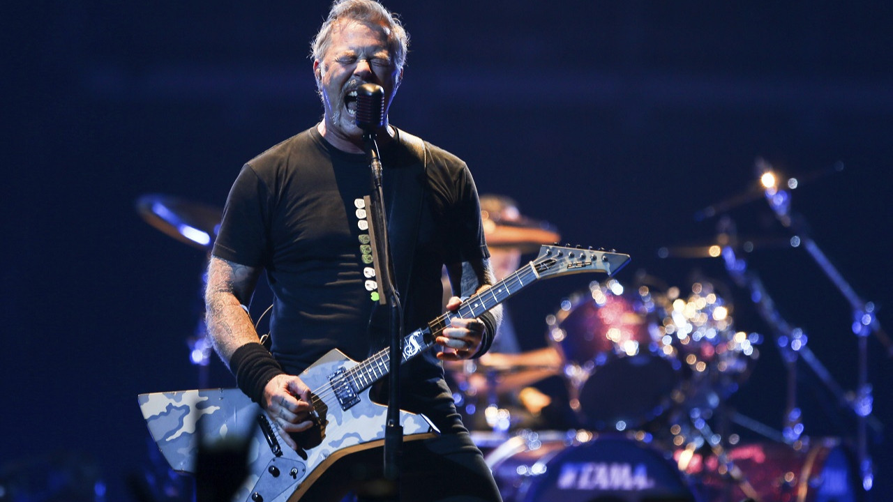 Metallica'dan ihtiyaç sahiplerine 20 bin sterlinlik destek