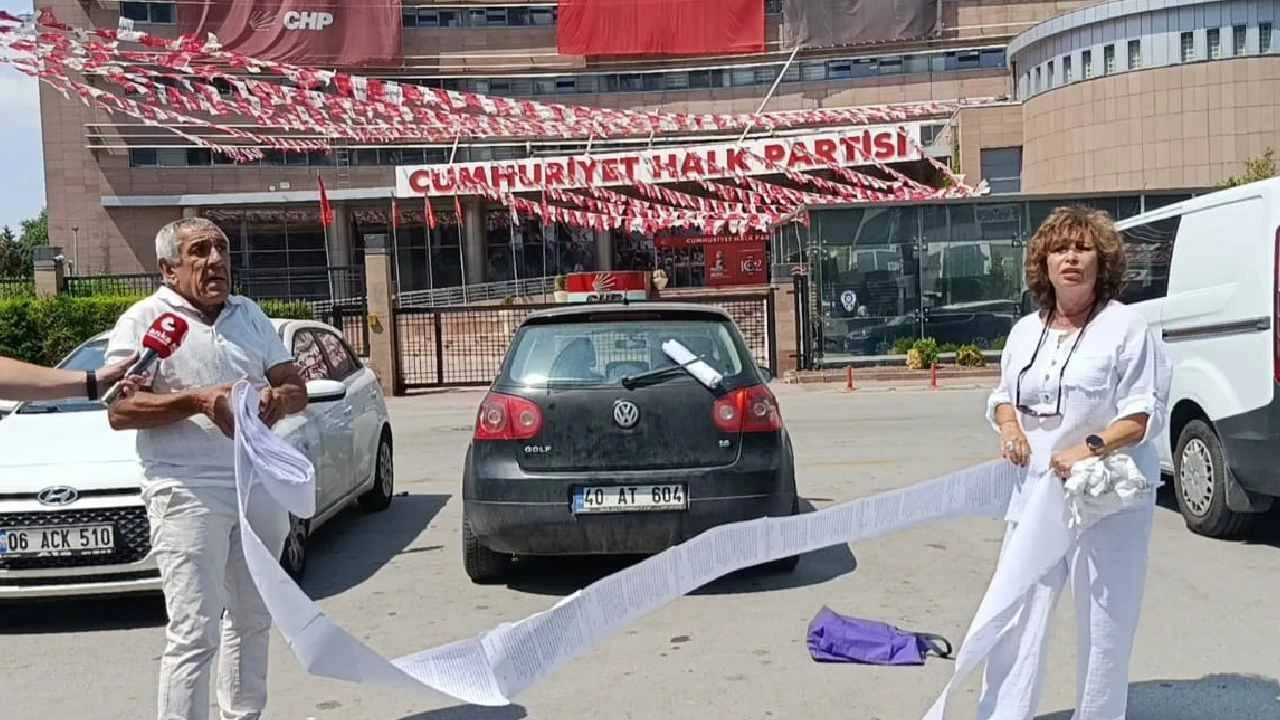 'Kılıçdaroğlu'nu istemiyoruz' imzalarını teslim etmek için Ankara'ya gittiler! Randevu bekliyorlar