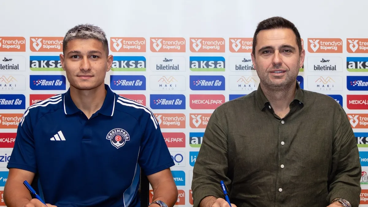 Emirhan Boz Kasımpaşa'da!