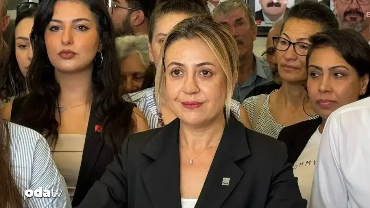 Görevden alınan CHP’li Özdemir: “Genel Başkanımız Özgür Özel’in liderliğinde iktidar yürüyüşümüzü başlatıyoruz”