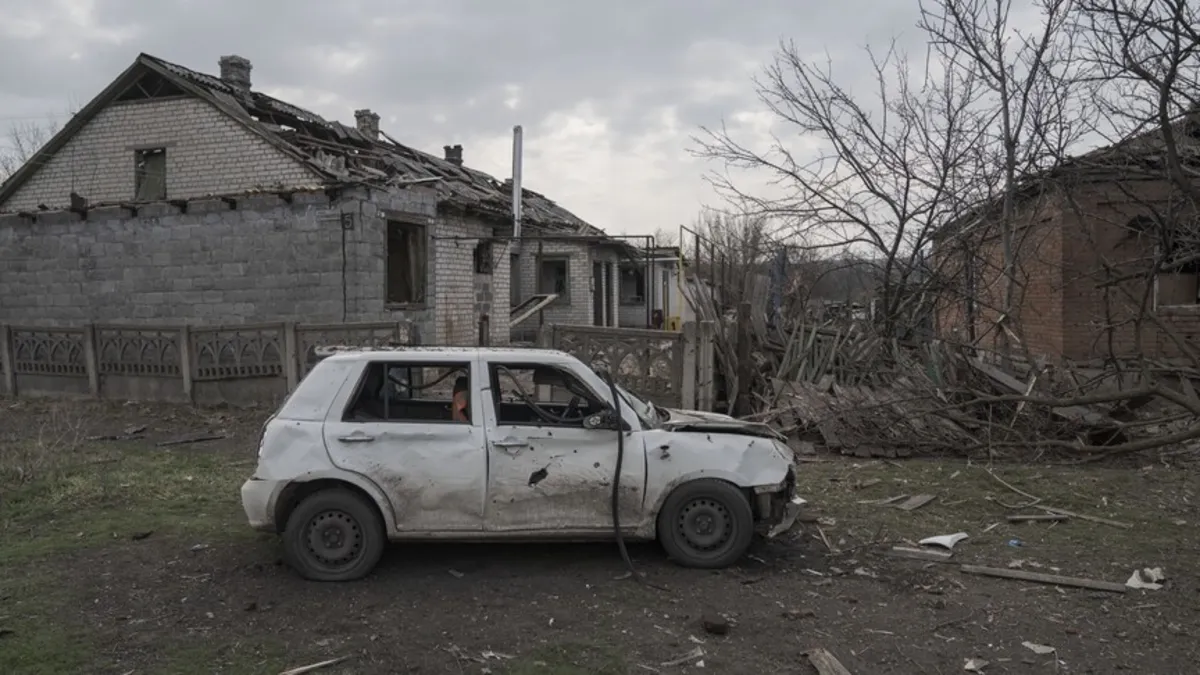 Rus ordusu Ukrayna'ya ait Novıy Donbass yerleşim yerini ele geçirdi