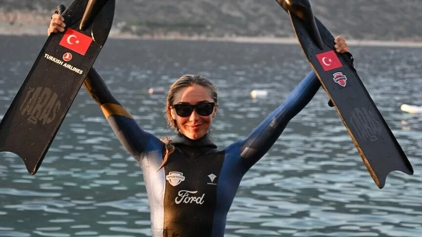 Şahika Ercümen'den Türkiye Şampiyonası'nda 2 altın