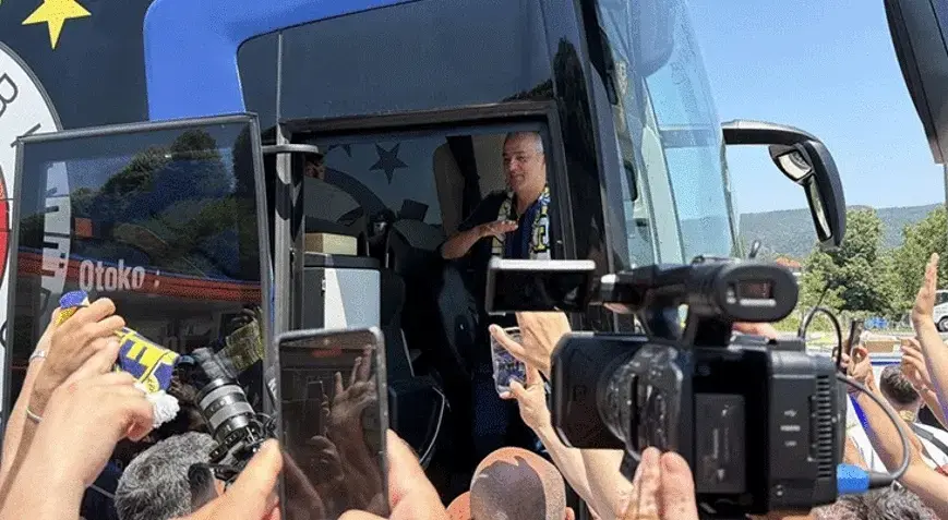 Fenerbahçe’ye Düzce’de coşkulu karşılama!