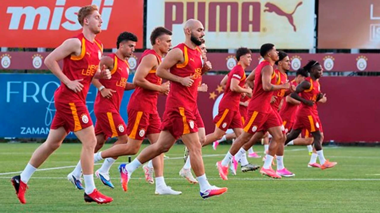 Galatasaray'da Icardi sonrası bir ayrılık daha! Yıldız ismin transferi resmen duyuruldu!