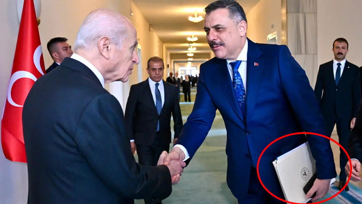 Kulisleri hareketlendiren o dosyanın sırrı ortaya çıktı!