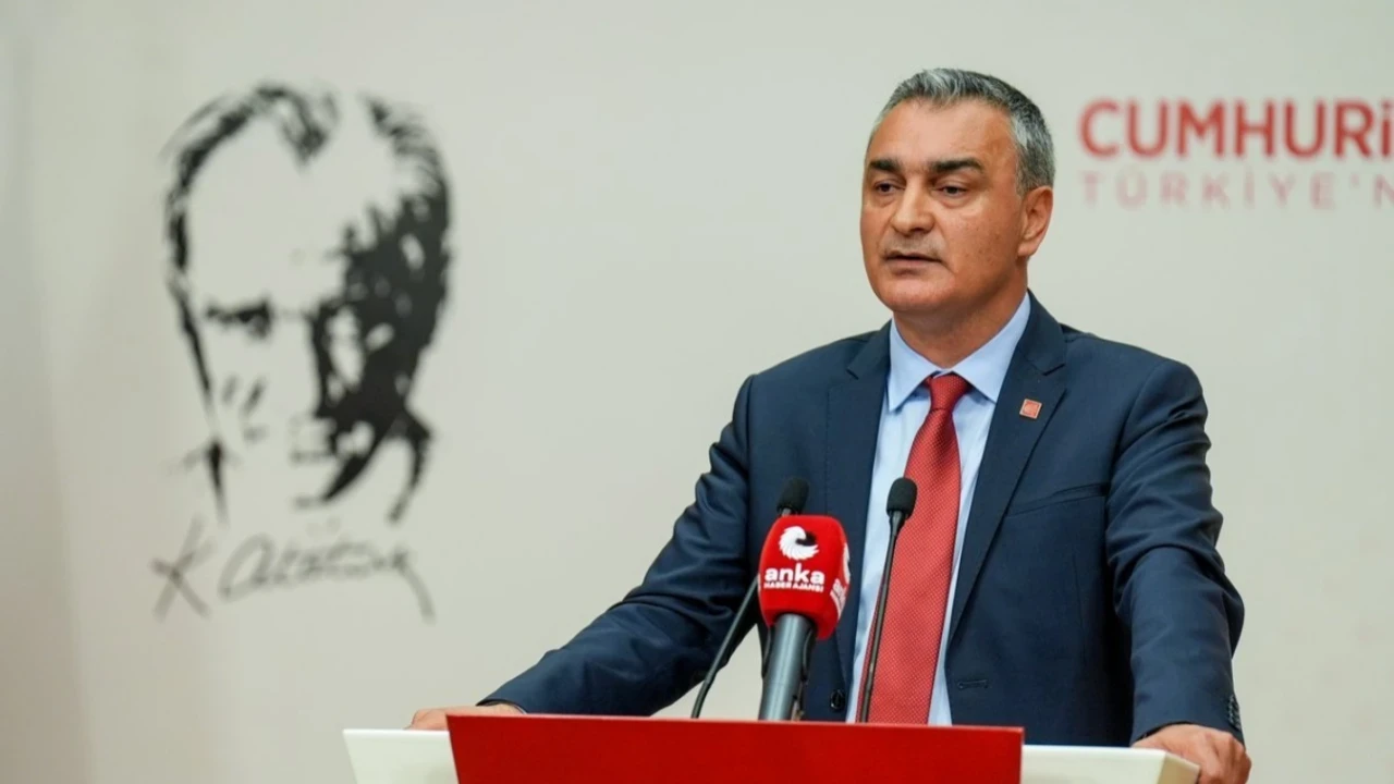 Özgür Özel ekibinin Parti Meclisi istifaları sonrası Kılıçdaroğlu cephesinden ilk açıklama geldi! "Hiçbir yolla kurultay toplanamaz"