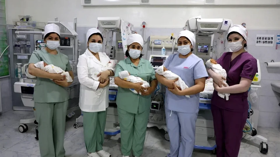 Özbekistan'da nadir doğum vakası: Üçü kız, ikisi erkek beşiz bebekler dünyaya gözlerini açtı | DÜNYA HABERLERİ
