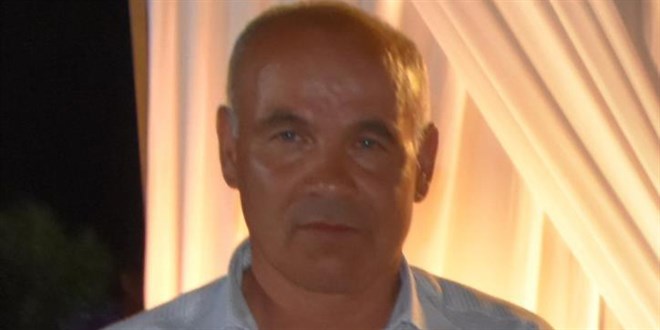 Sığındığı ağaca yıldırım düşen çiftçi hayatını kaybetti