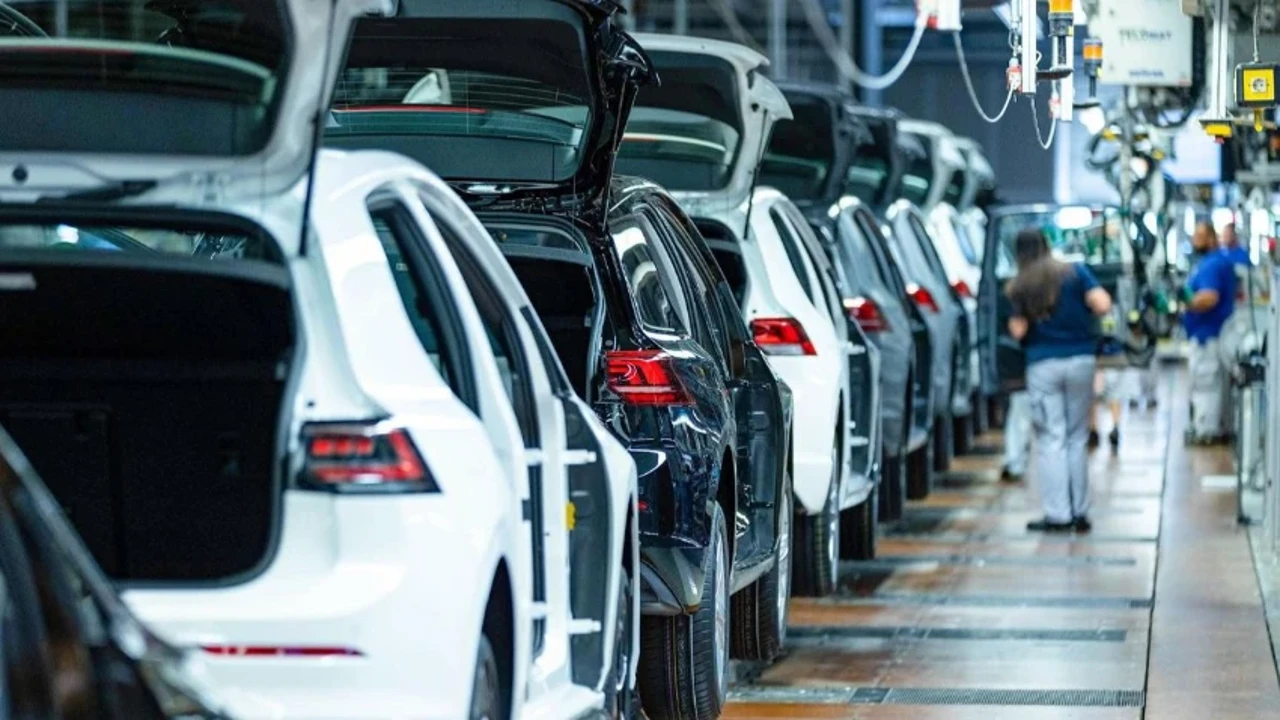 Otomotiv devinden tarihi küçülme adımı! Model sayısı yarıya inecek…