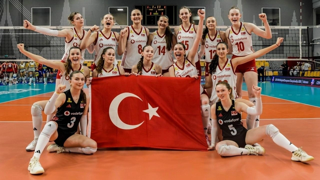 Bizim kızlar nefes kesti Belçika dondu kaldı: 16'lık Ezel destan yazdı
