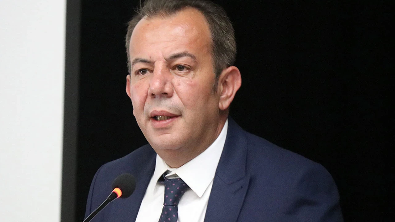 Disipline sevk edilen Tanju Özcan CHP'den istifa etti