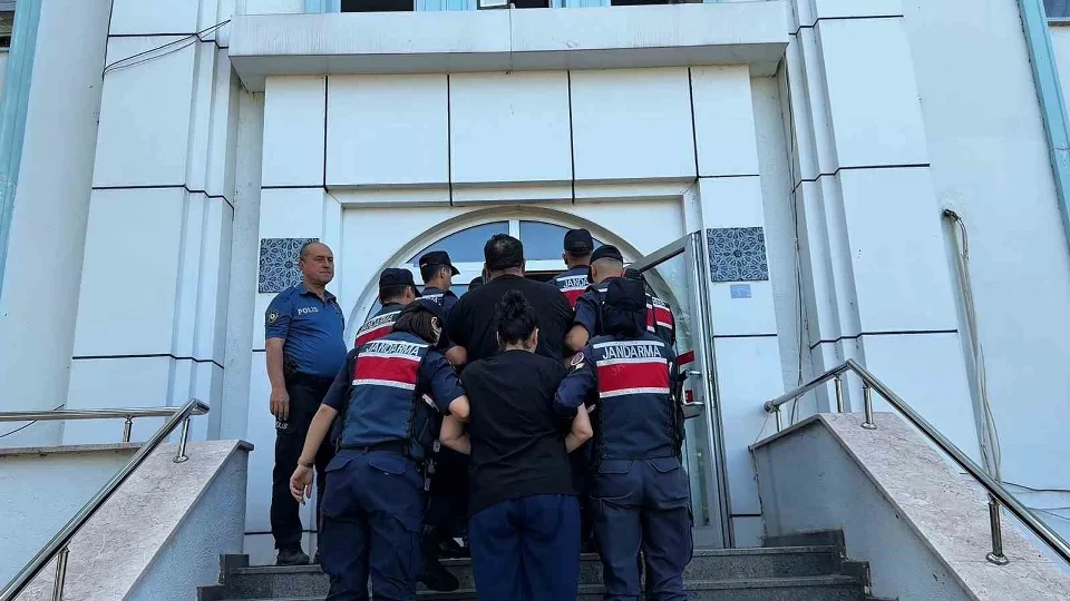 Bursa merkezli sahte alışveriş sitesi operasyonu: 1 milyar 27 bin TL para trafiği
