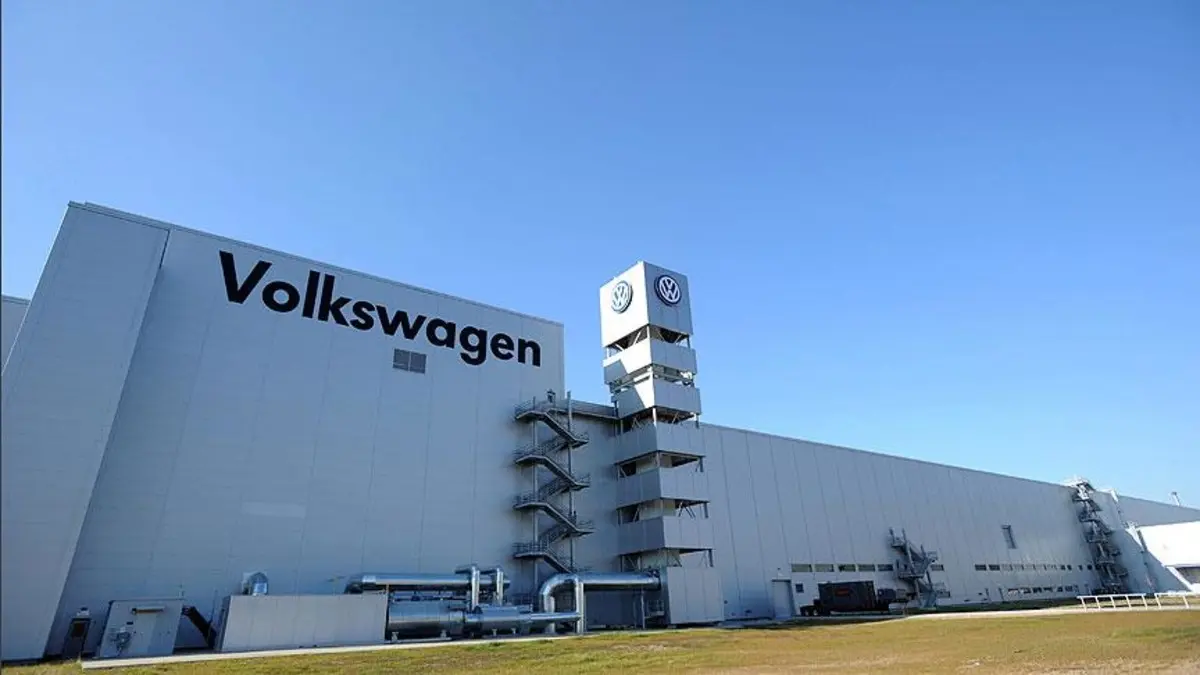 Volkswagen’de dev yapılanma: 50 bin pozisyon kapanacak
