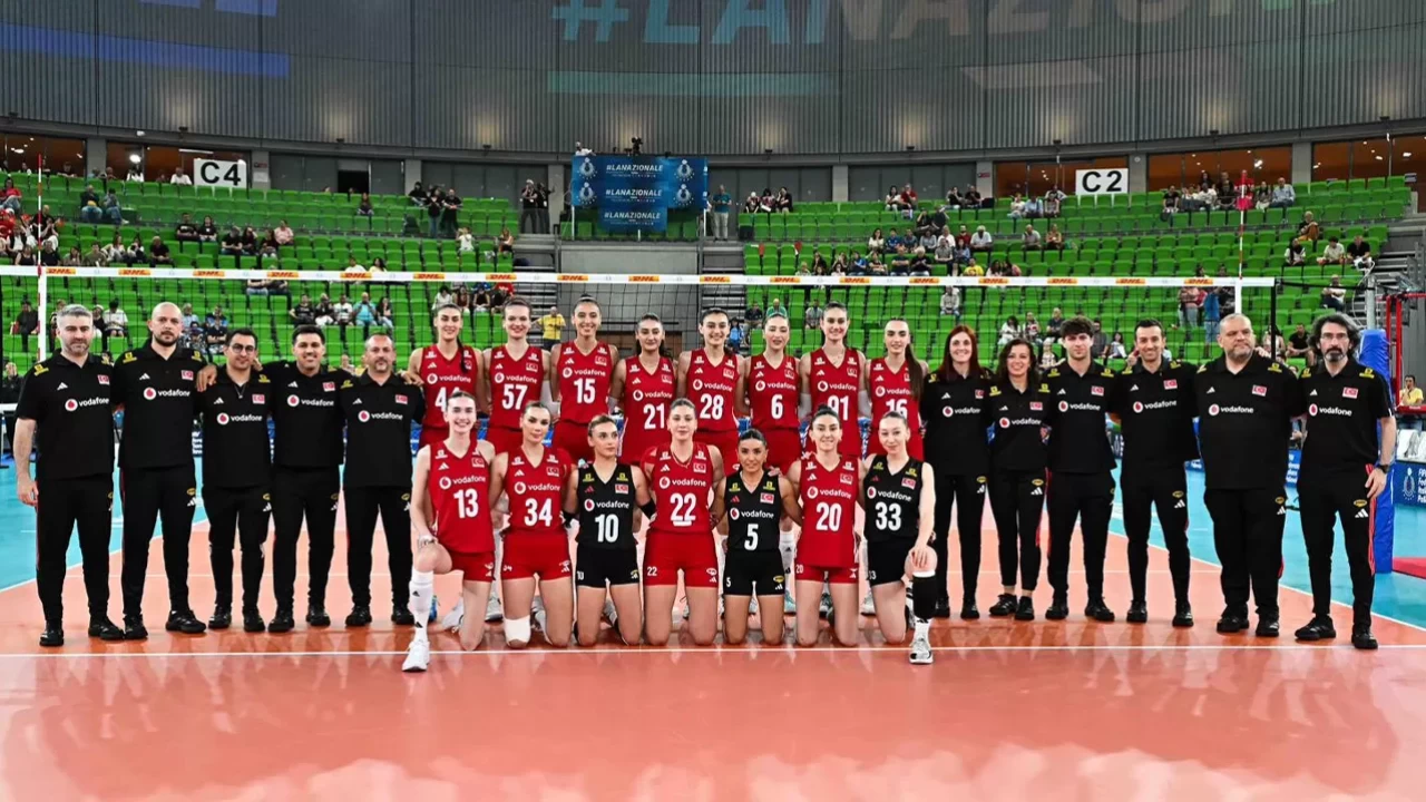 VNL heyecanı başlıyor: Son şampiyon Filenin Sultanları Brezilya'da ilk sınavına çıkıyor!