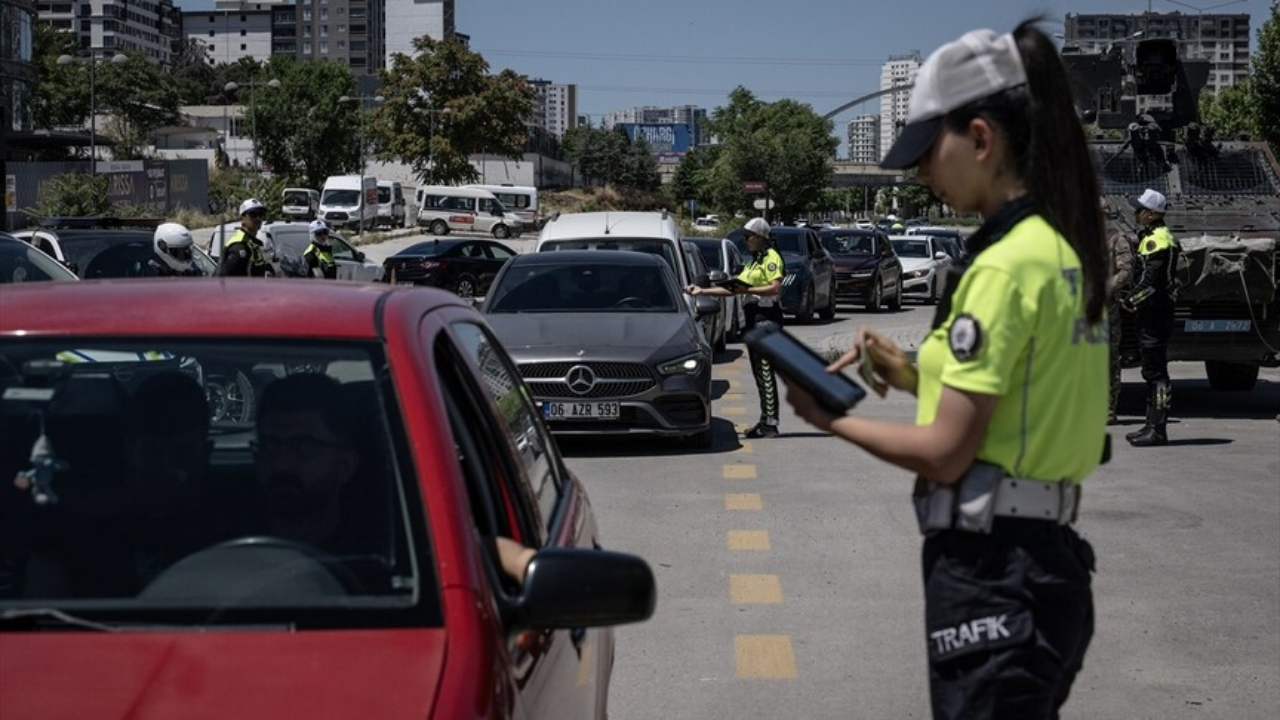 Ankara'da NATO Liderler Zirvesi kapsamında asayiş ve trafik denetimi sürüyor