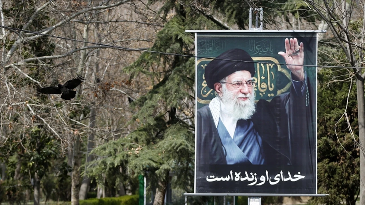 Irak’ta Hamaney için cenaze töreni yapılacak