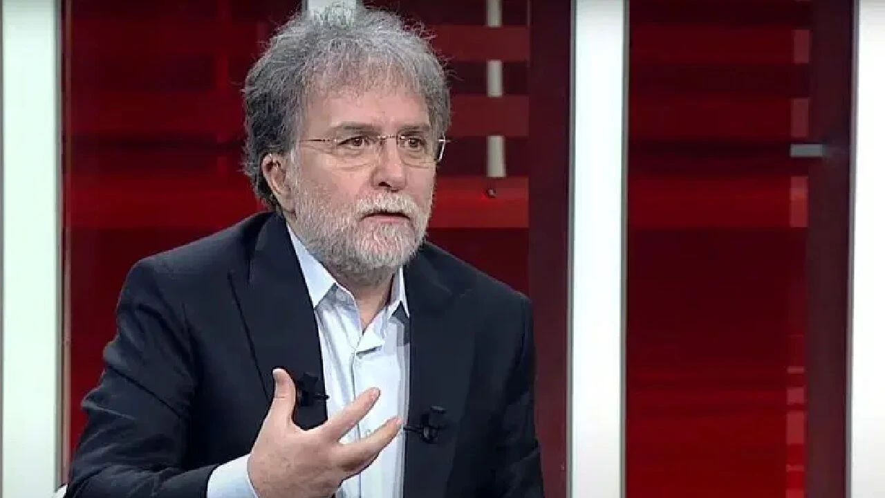Ahmet Hakan’a kötü haber: Annesi hastaneye kaldırıldı