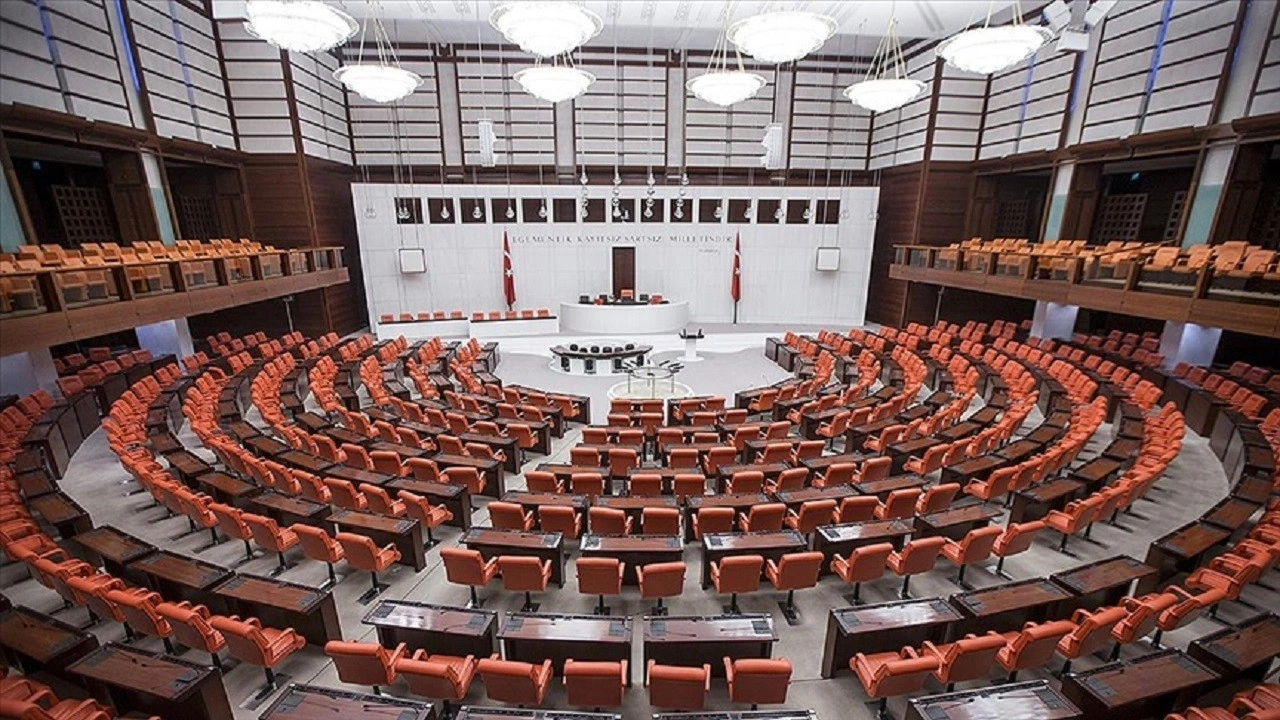 Meclis'in yetkisi de etkisi de azaldı: 12 bin 742 soruya bakanlık yanıtı bekleniyor