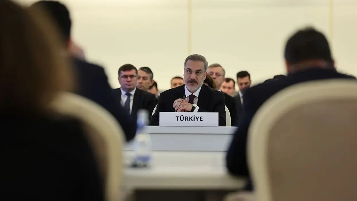 Ankara'dan stratejik diplomasi hamlesi! Üç ülke geleceğin projelerini masaya yatıracak