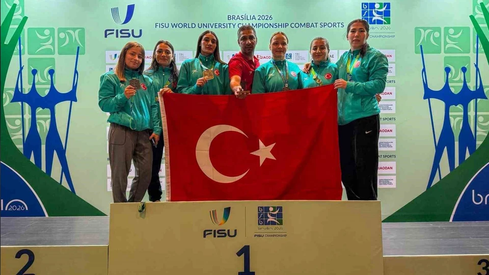 FISU Dünya Üniversiteler Güreş Şampiyonası’nda kadın millilerimiz 3 altın ve 1 gümüş madalya kazandı
