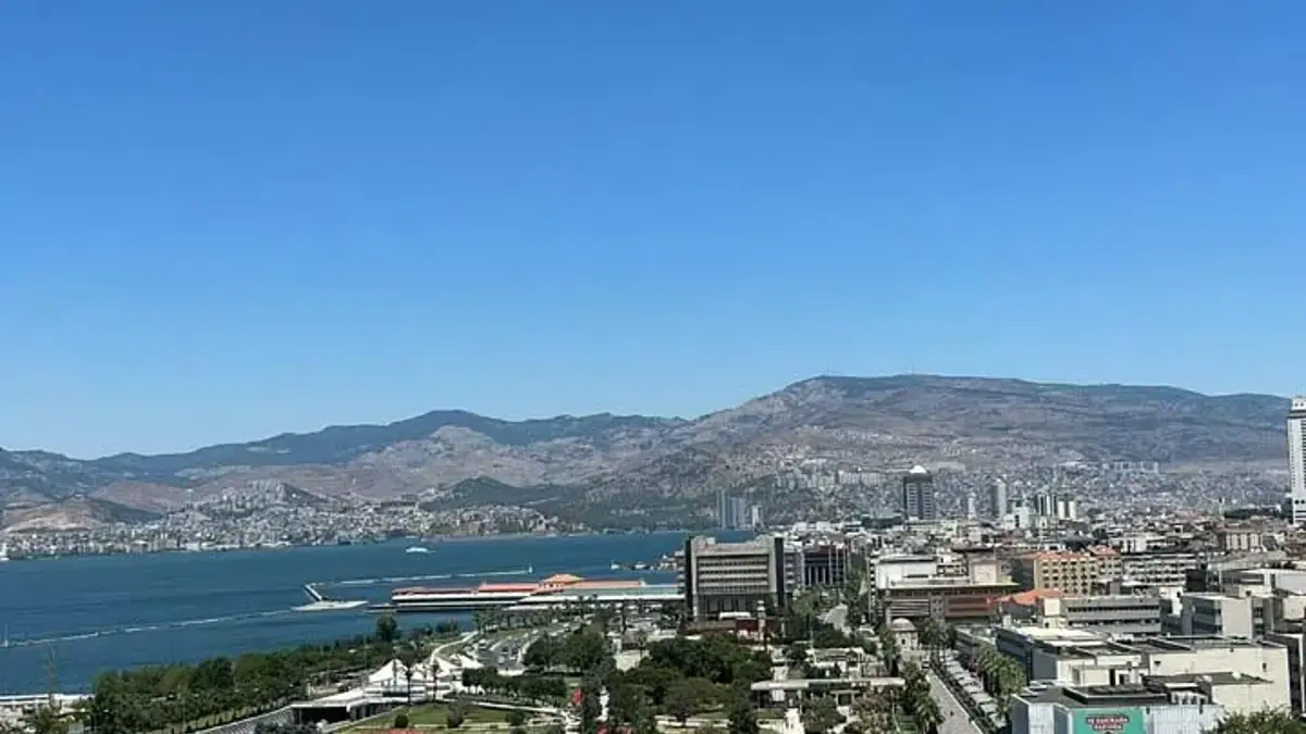 İzmir'de bu yaz hava nasıl olacak? Uzman isimden şaşırtan tahmin