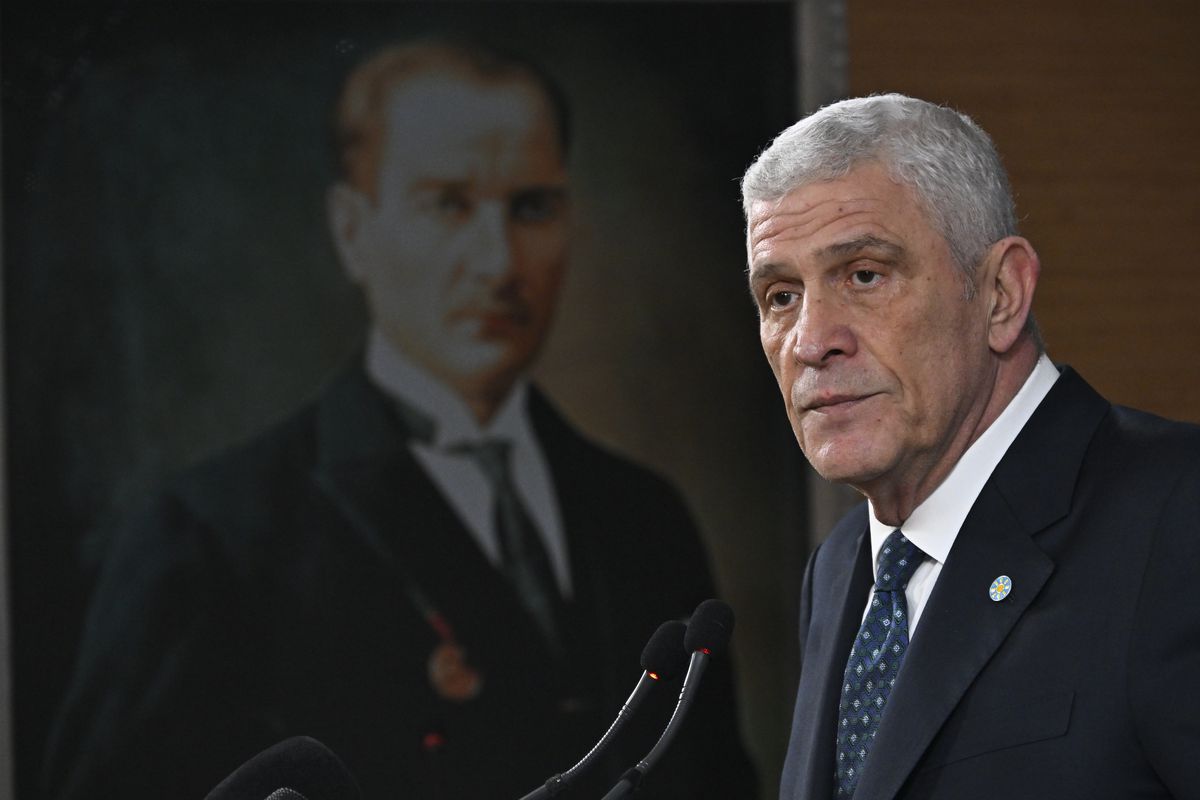 Dervişoğlu: Kayyım anlayışına karşı olmak bizim temel ilkelerimizin doğal bir gereğidir