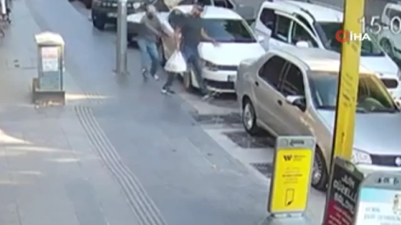 Elinde doğum günü pastasıyla vuruldu! Saldırı anı kameraya yansıdı