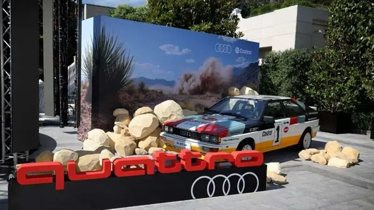 Audi'nin F1 otomobili İstanbul'a geldi