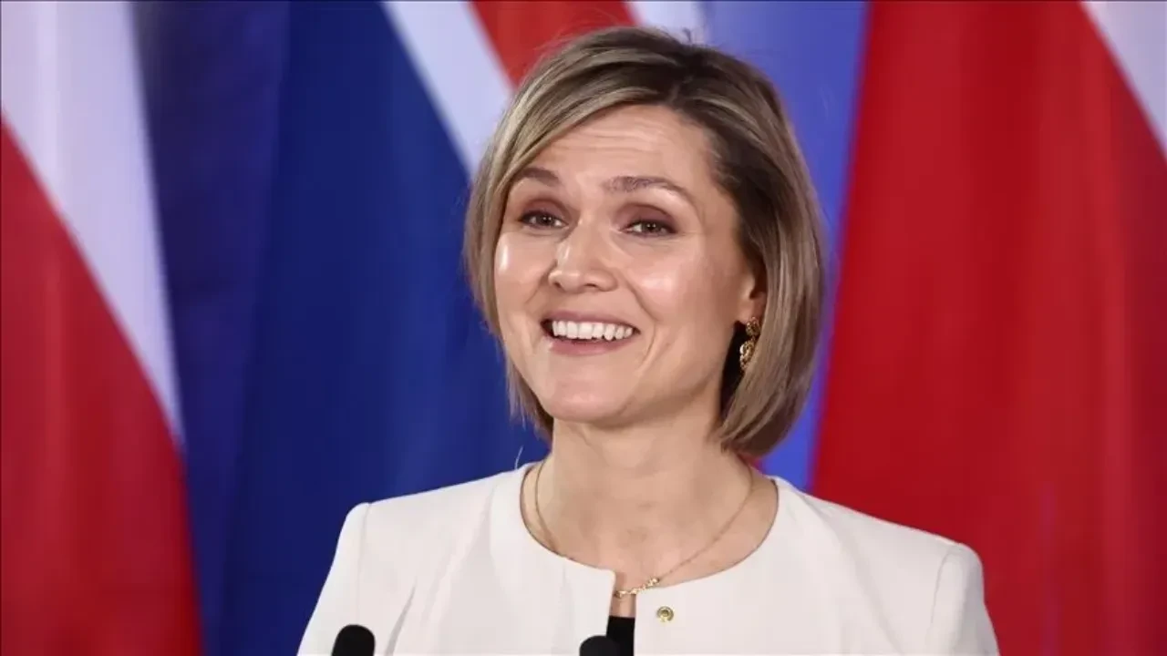 İzlanda Başbakanı kimdir, kaç yaşında? Kristrun Frostadottir evli mi?