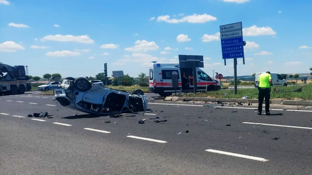 Tekirdağ'da otomobil takla attı: Yaralılar var