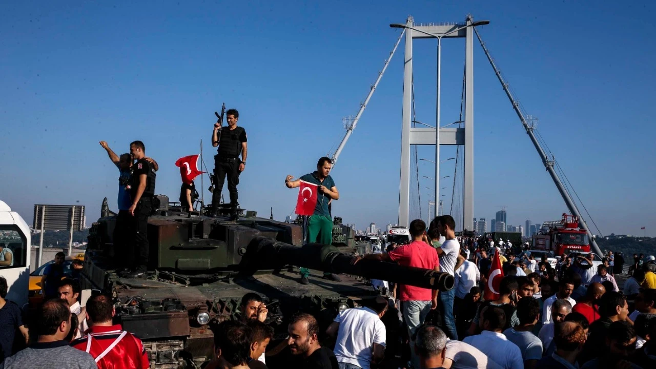 Hedefte Cumhurbaşkanı Erdoğan vardı! Oteli iki gün üst üste F-16'larla görüntülediler! 257 saniyelik şüpheli telefon