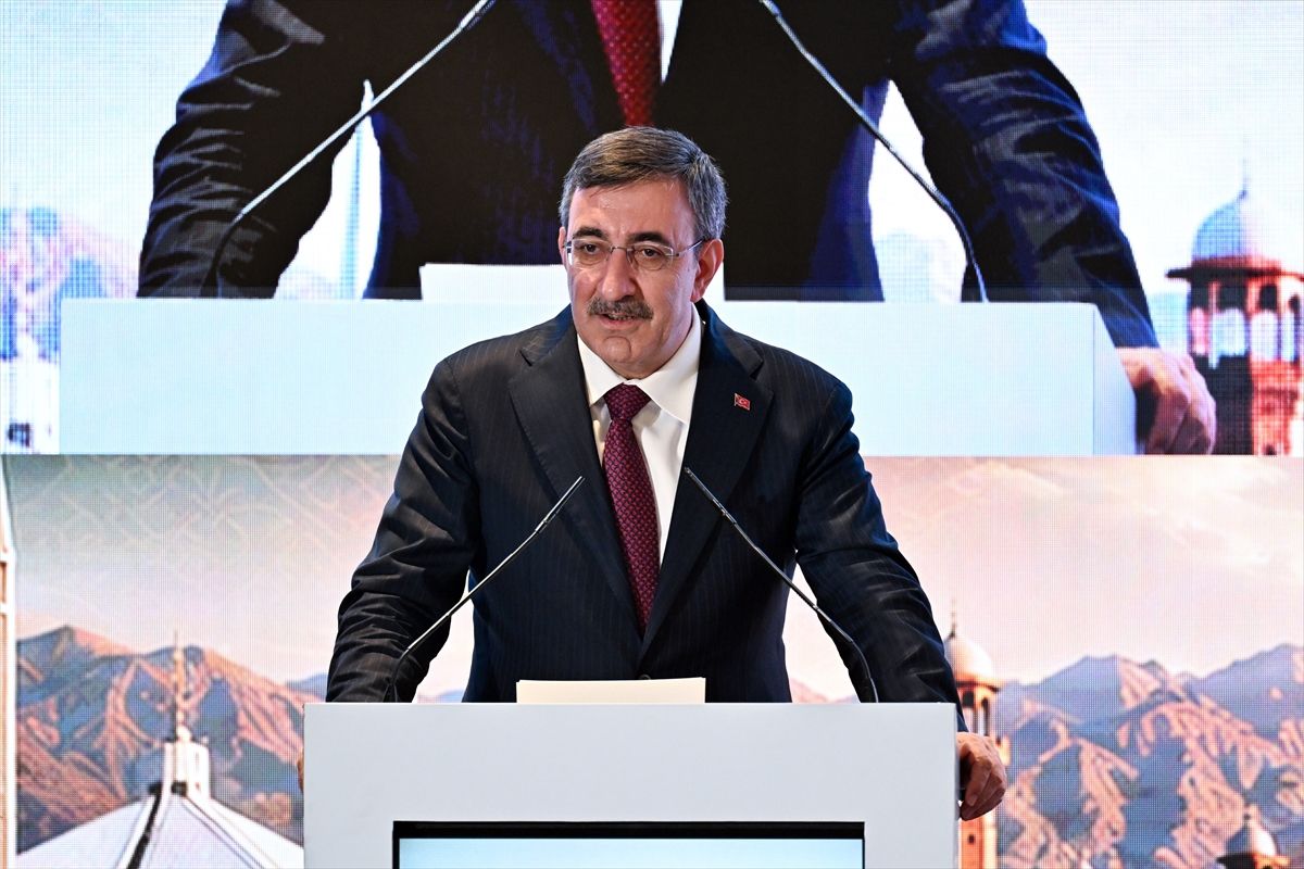 Cumhurbaşkanı Yardımcısı Yılmaz: Türkiye-Pakistan dostluğu ticaret ve yatırımla güçlendirilmeli