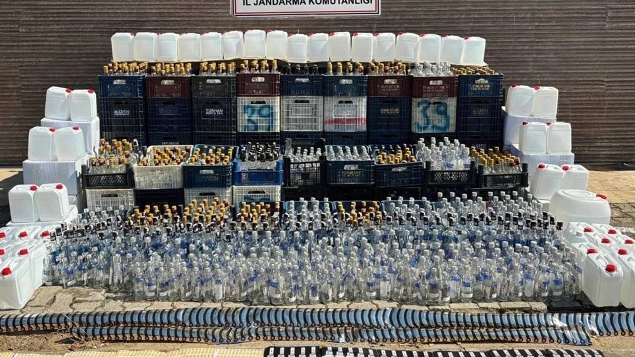 Alanya’da kaçak alkol operasyonu