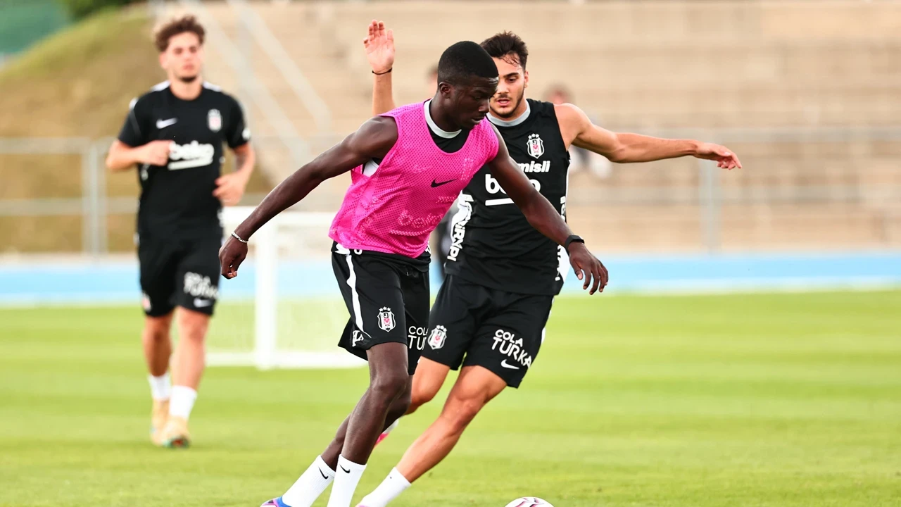 Beşiktaş'ta Slovakya kampı tüm hızıyla sürüyor