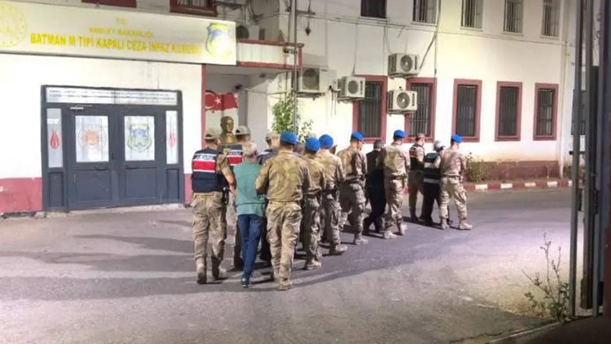 19 yıllık sır perdesi aralandı! Faili meçhul dosyasında 6 tutuklama