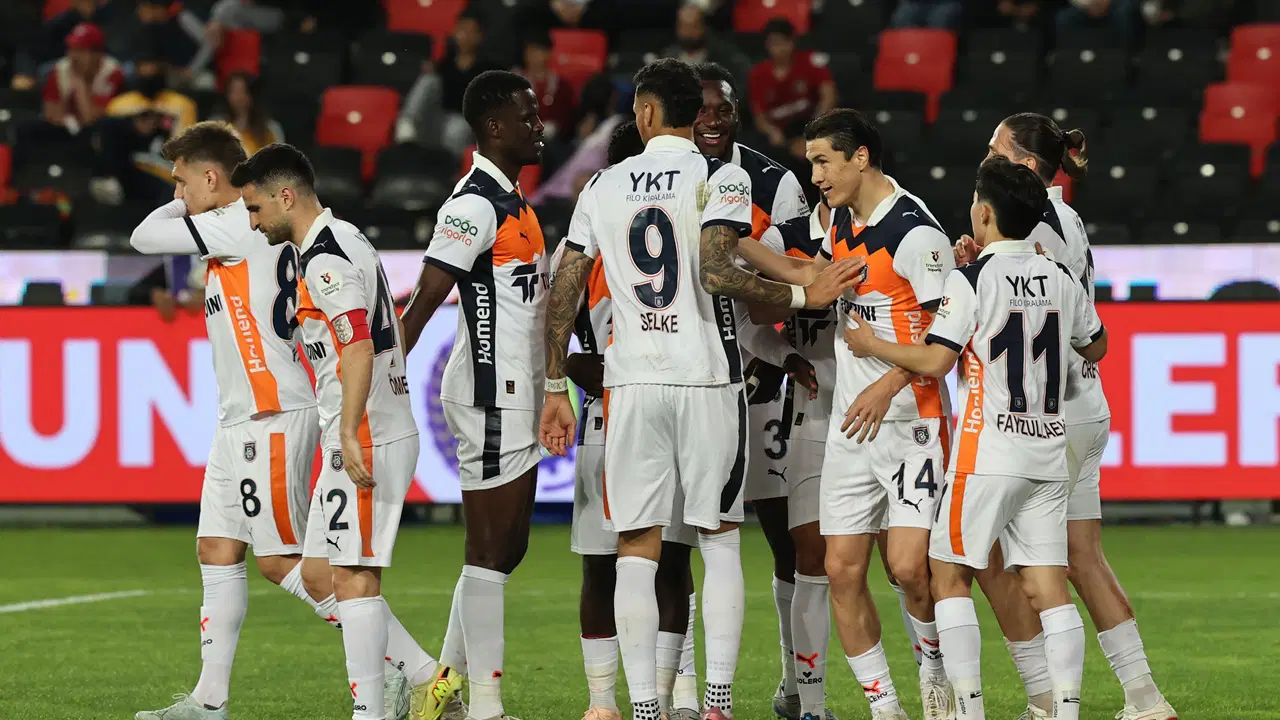 Başakşehir - Inter Turku maçı ne zaman, saat kaçta, hangi kanalda? Şifresiz mi?